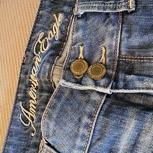 Capri American Eagle size 6